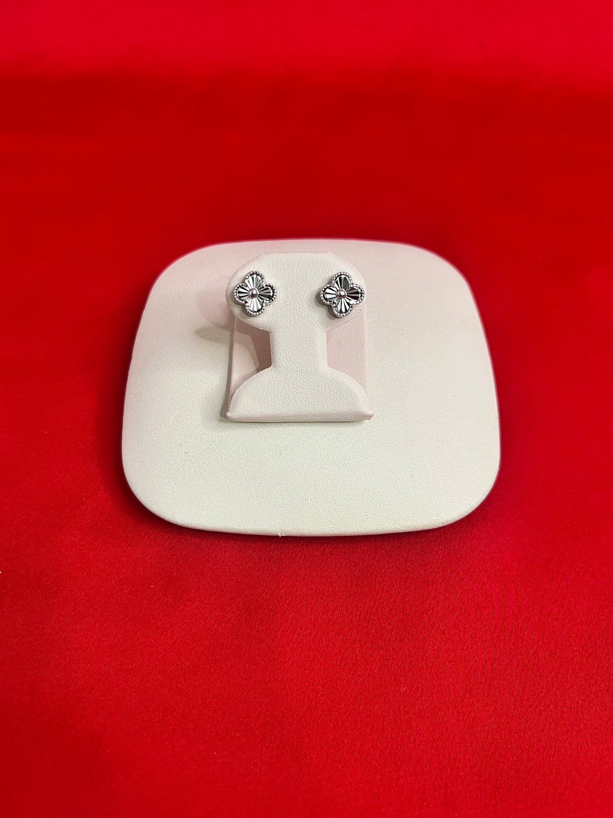 Pure Silver Stud Earrings (SE74)