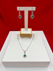 Green Necklace With Hanging Earrings