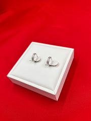 Single line Silver bali (hoops)