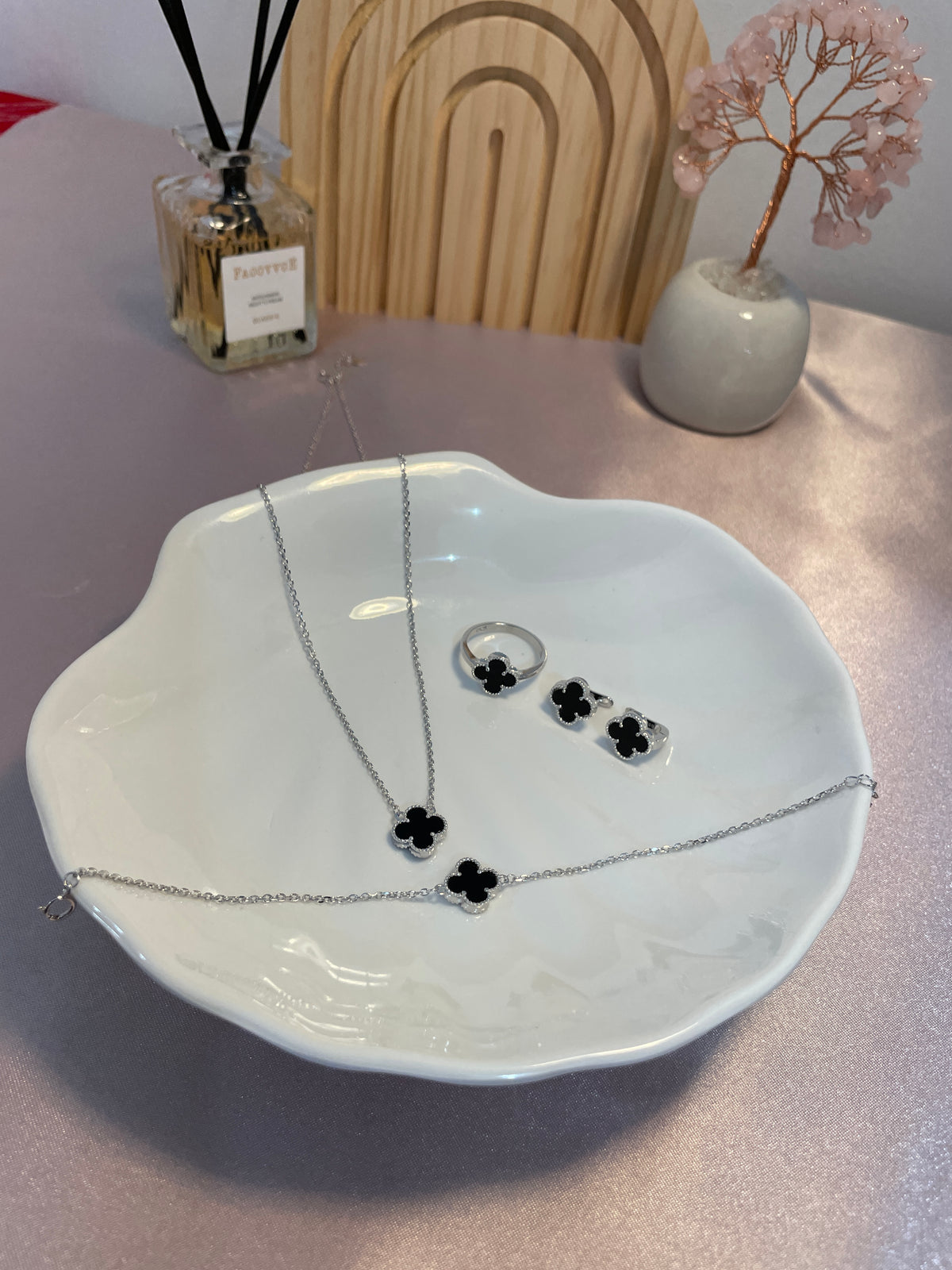 Clover Leaf Necklace,Bracelet,Ring & Earrings Set