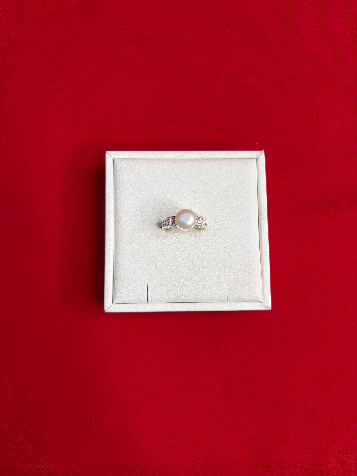 Pure Silver Pearl Ring Size 9 (PR14)