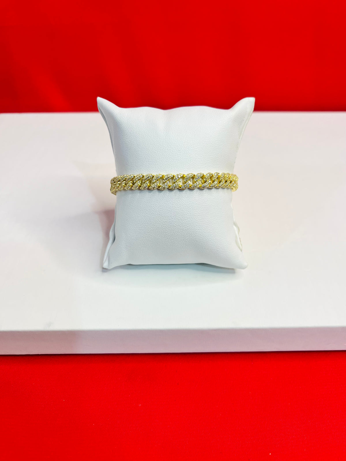 Men Silver Icedout Bracelet (8.0 inch) (IB17)