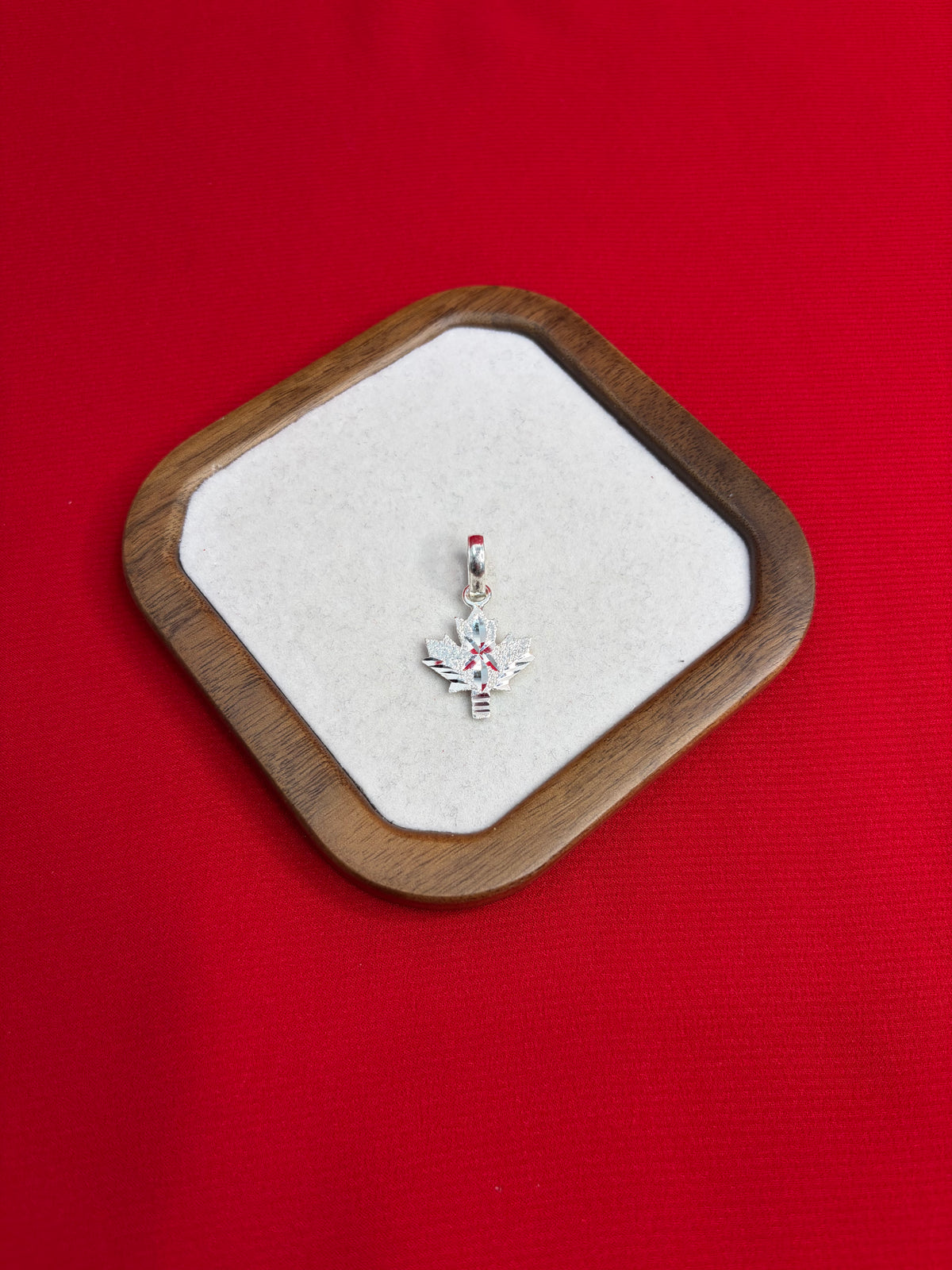 Pure Silver Maple Leaf Pendant (SP92)