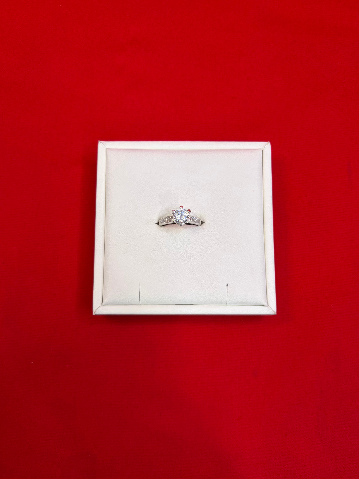 Pure Silver Women’s Ring (Size 5) WR168