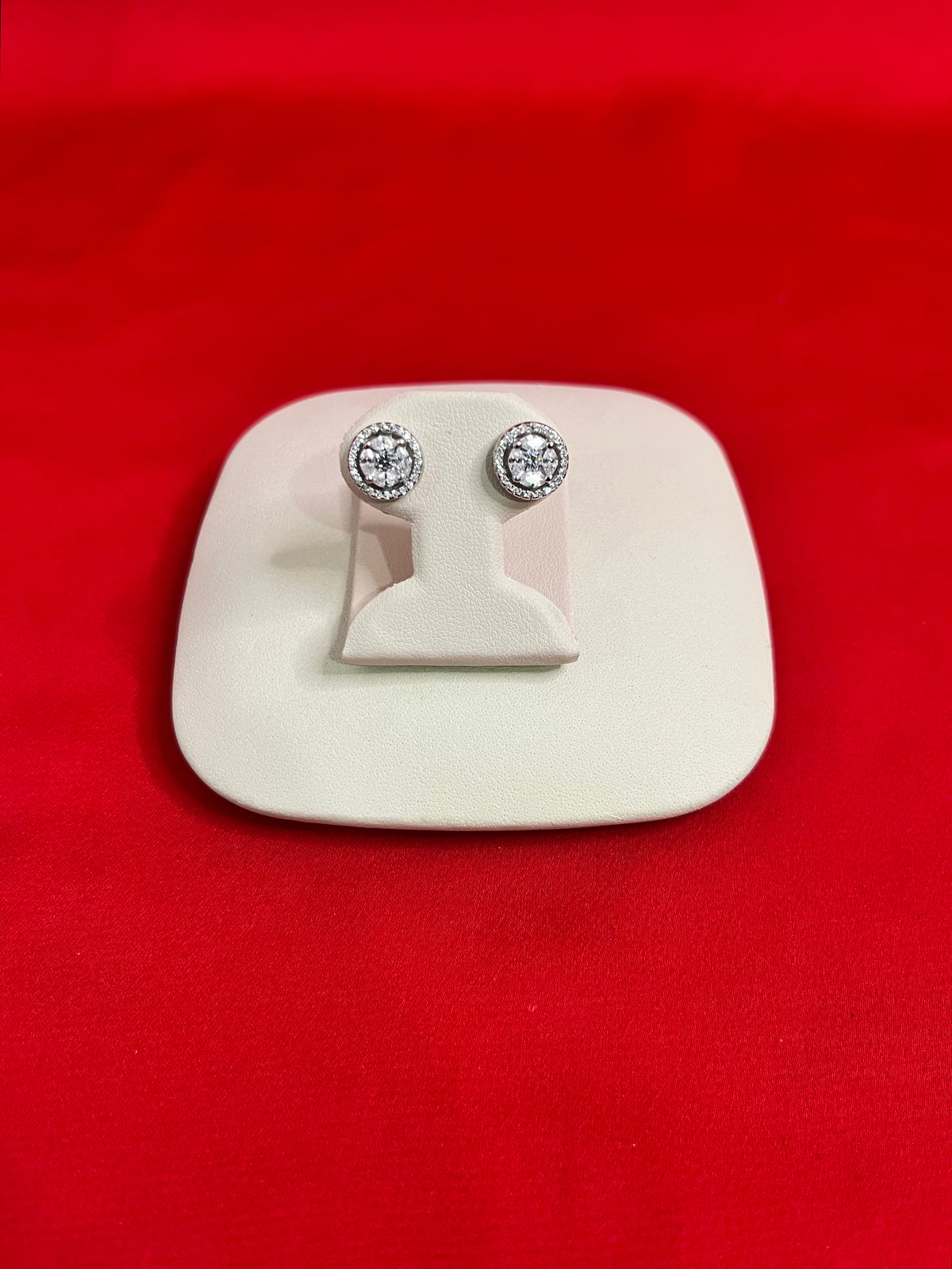 Pure Silver Stud Earrings (SE25)