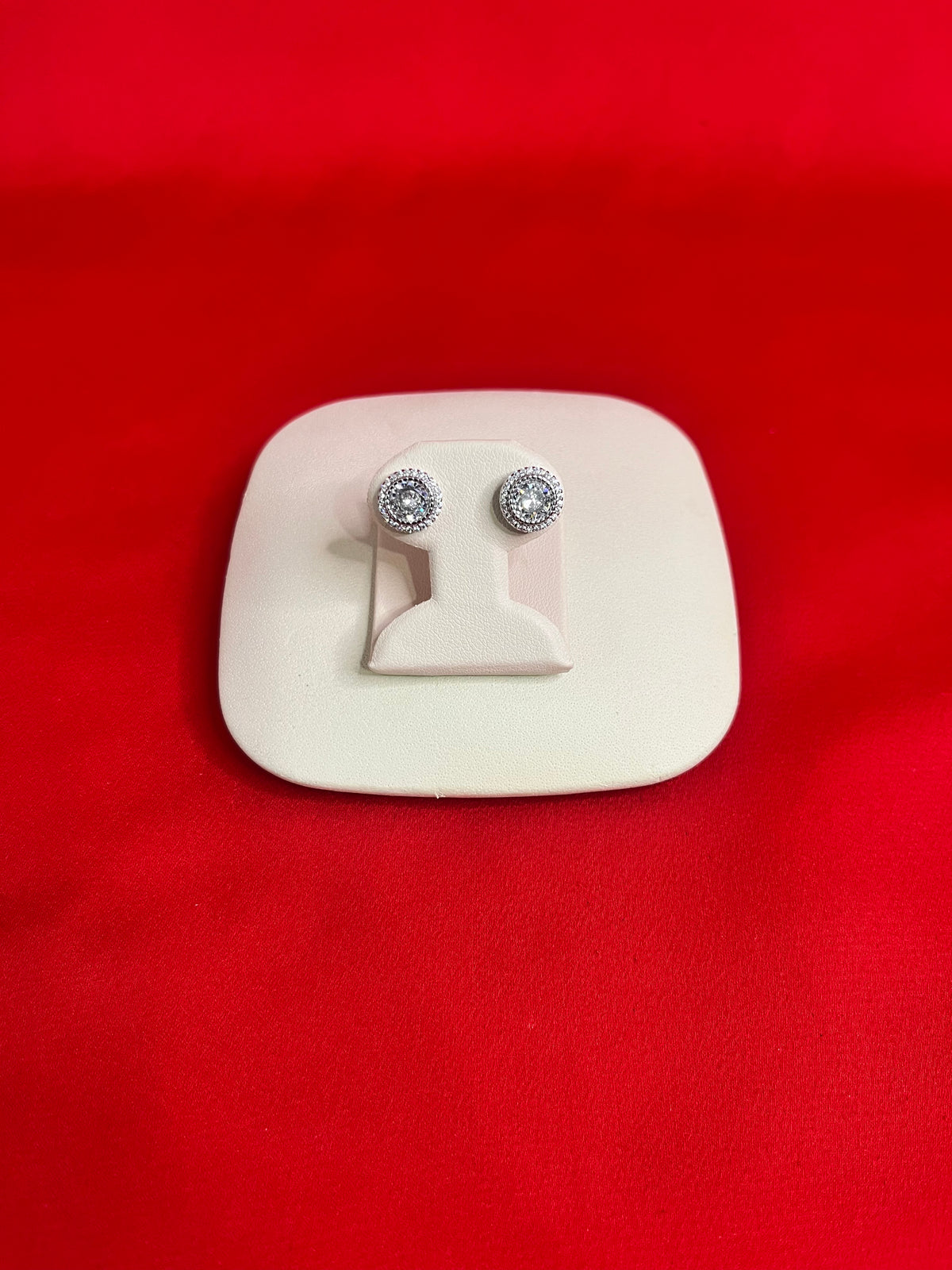Pure Silver Stud Earrings (SE83)