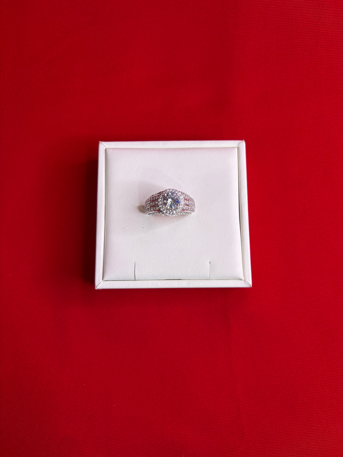 Pure Silver Women’s Cocktail Ring (Size 7.5) WR263