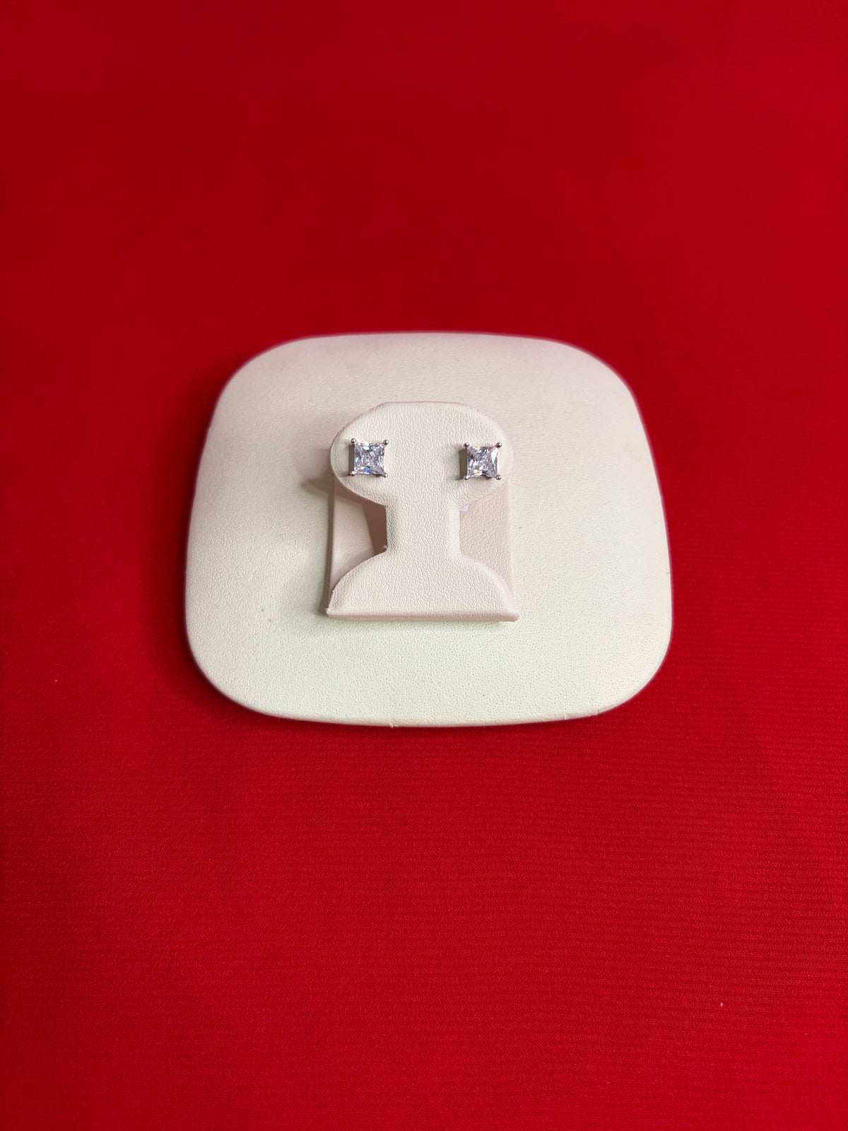 Pure Silver Stud Earrings (SE106)
