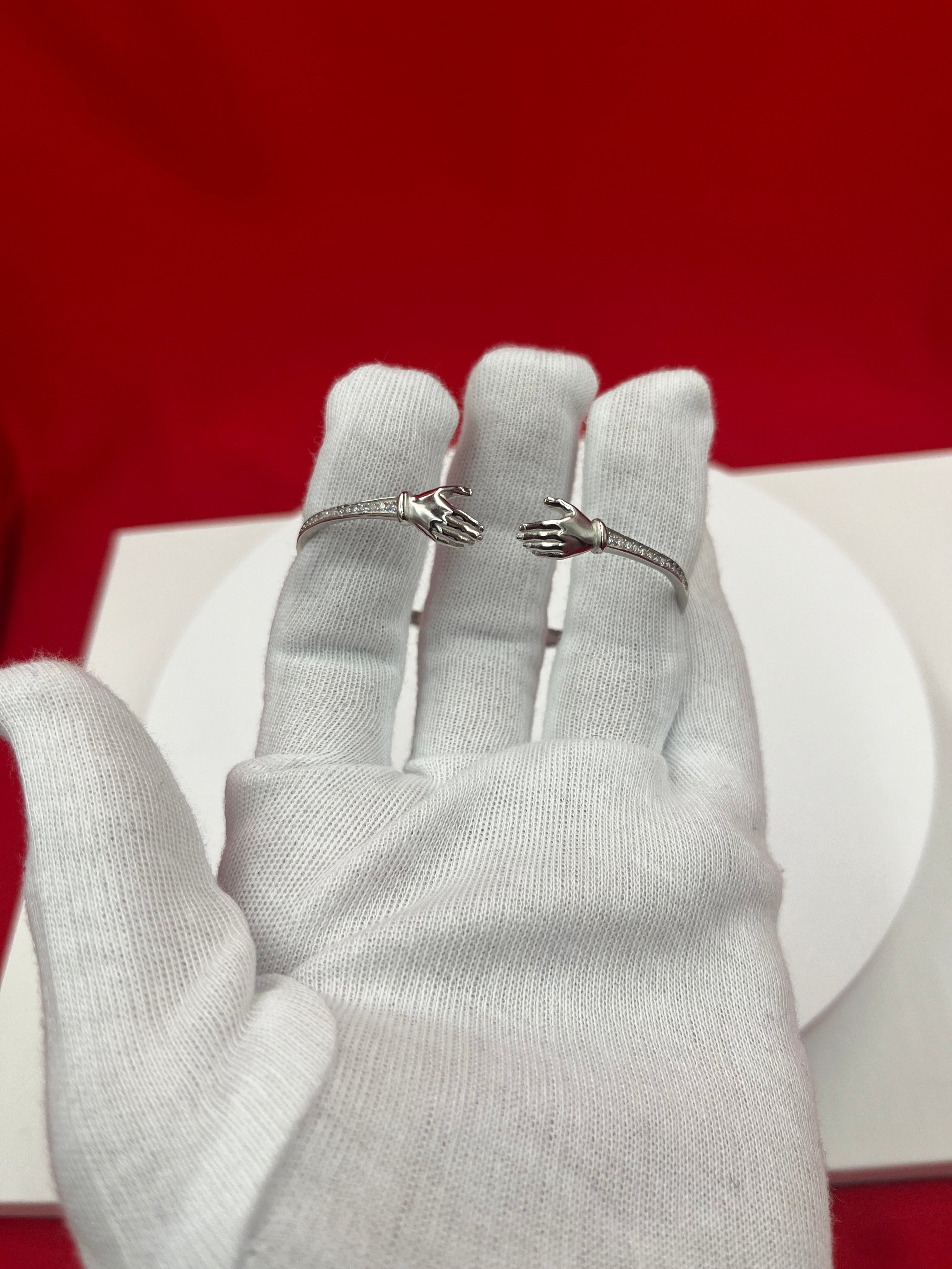 Handshake Pure silver Bangle Bracelet