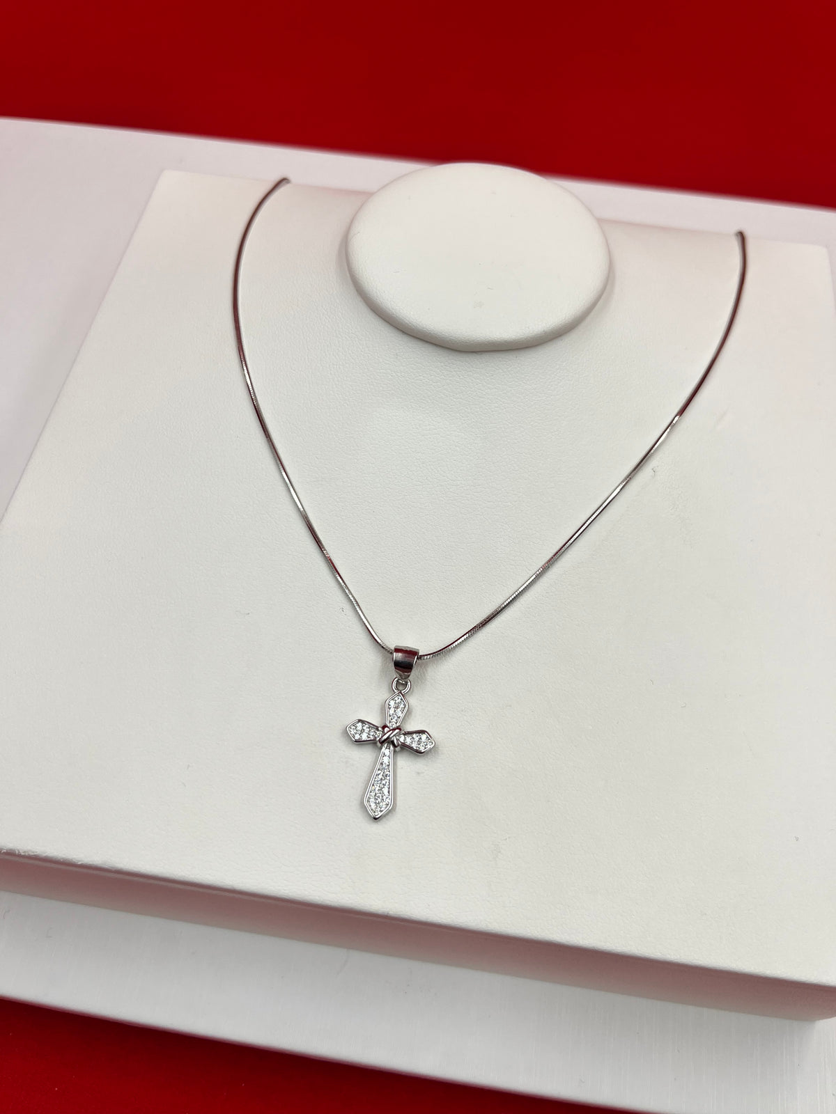 Cross Silver Pendant Necklace