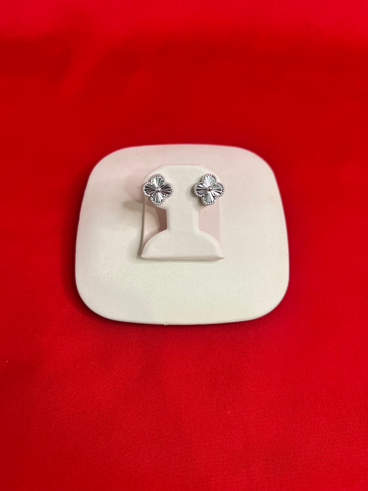 Pure Silver Stud Earrings (SE75)
