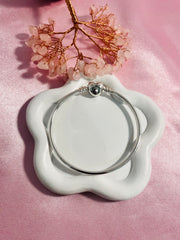 Pandora Logo Heart Clasp Bangle