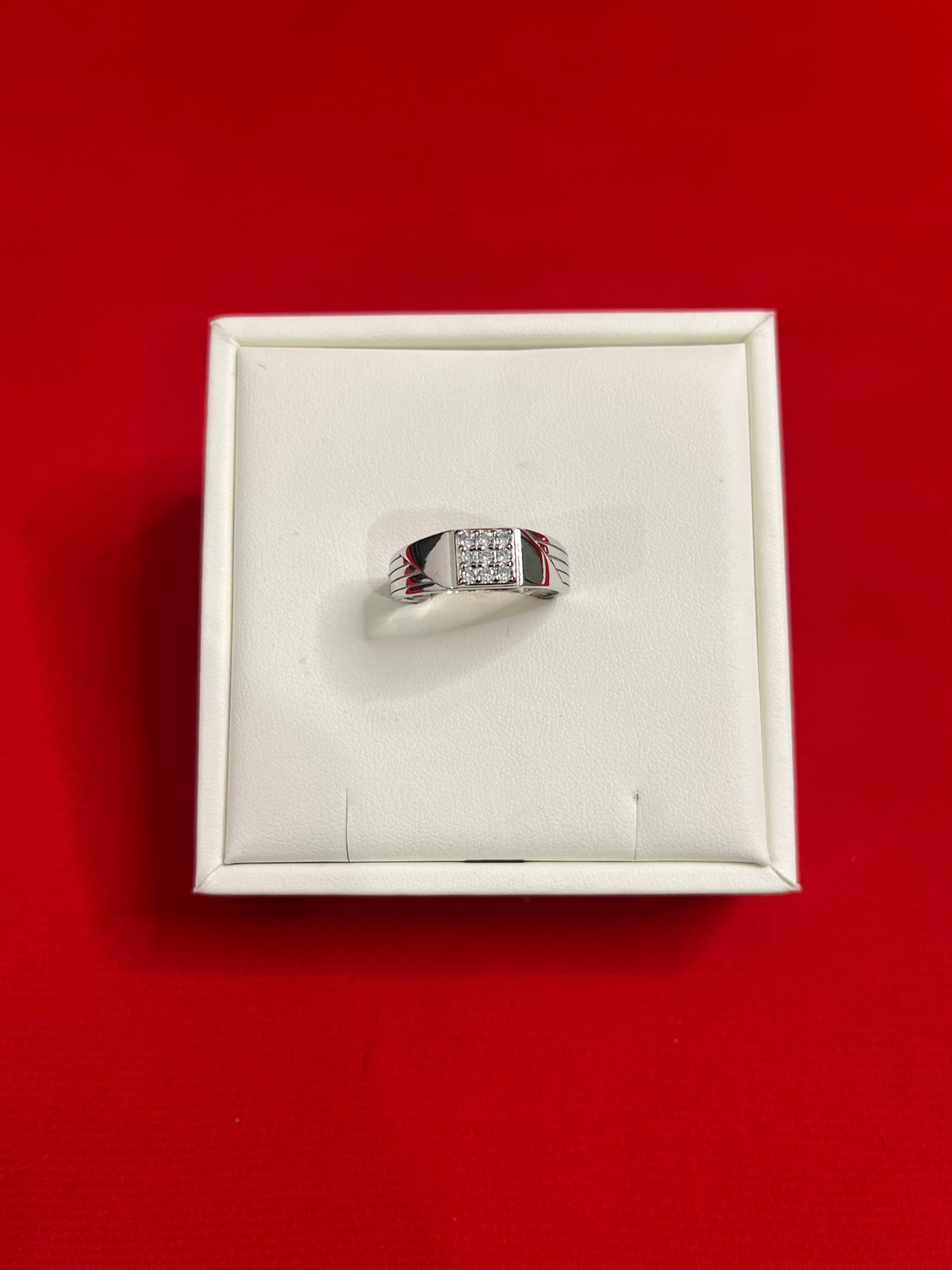 Men Silver Ring (Size 11) MR125