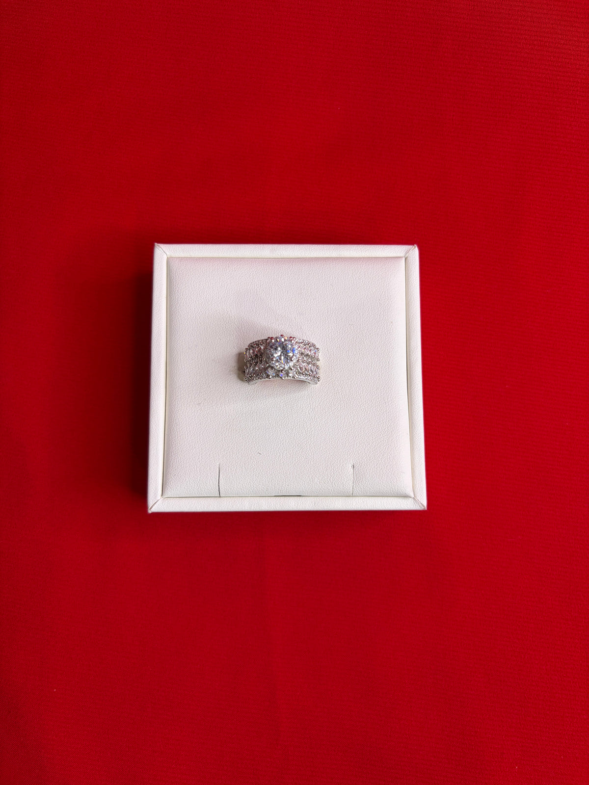 Pure Silver Women’s Cocktail Ring (Size 7) WR262