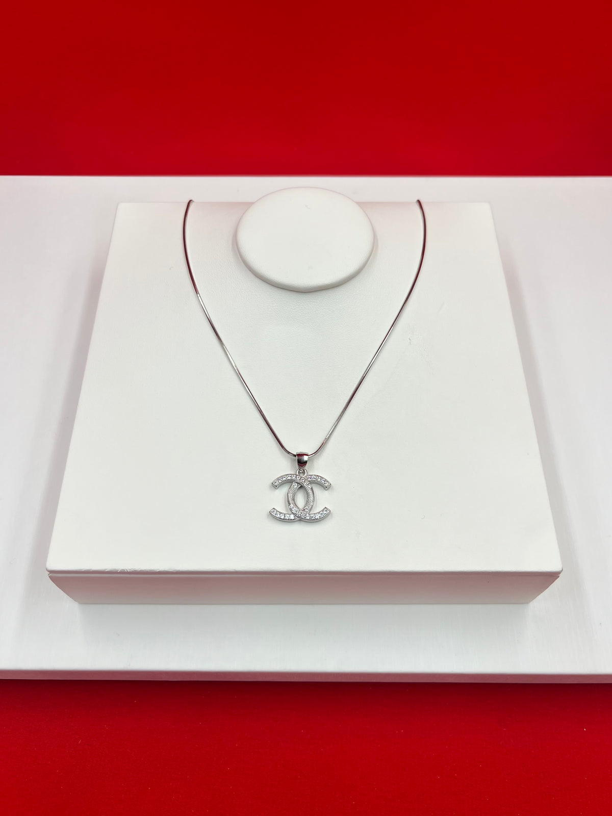 Channel silver Pendant Necklace