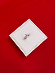 Pure Silver Women’s Ring (Size 9) WR218