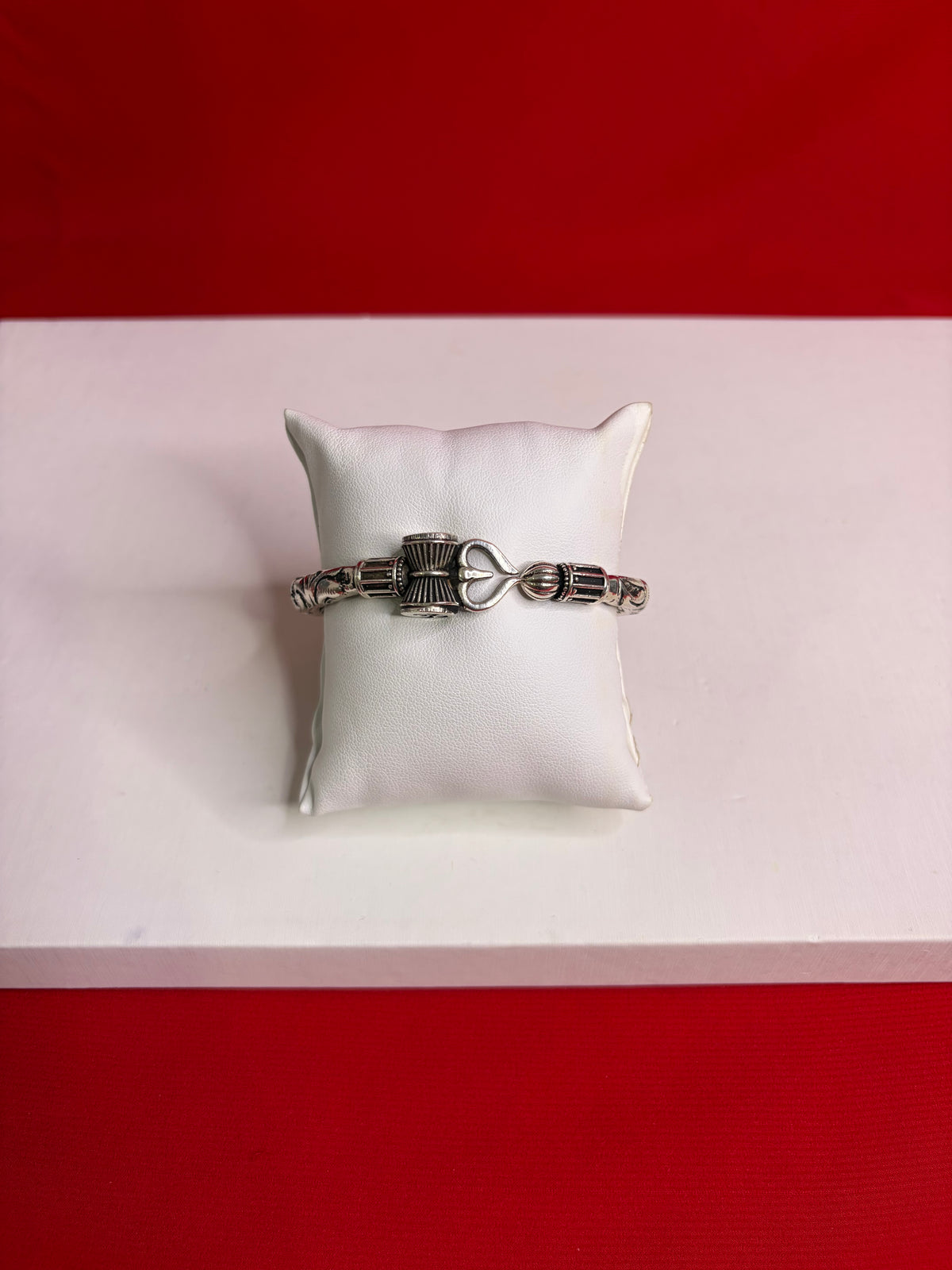 Pure Silver Oxidized Om Trishul Kada (MK78)
