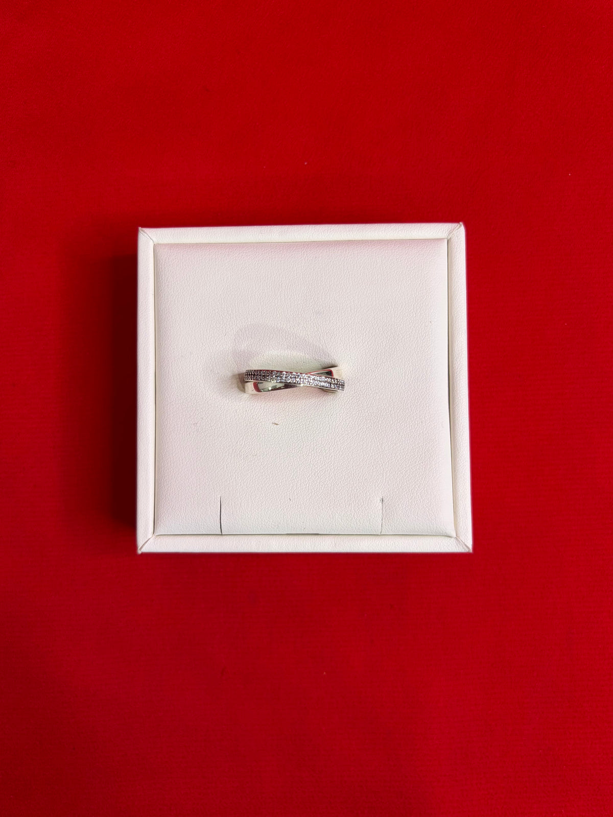 Pure Silver Women’s Ring (Size 9) WR242