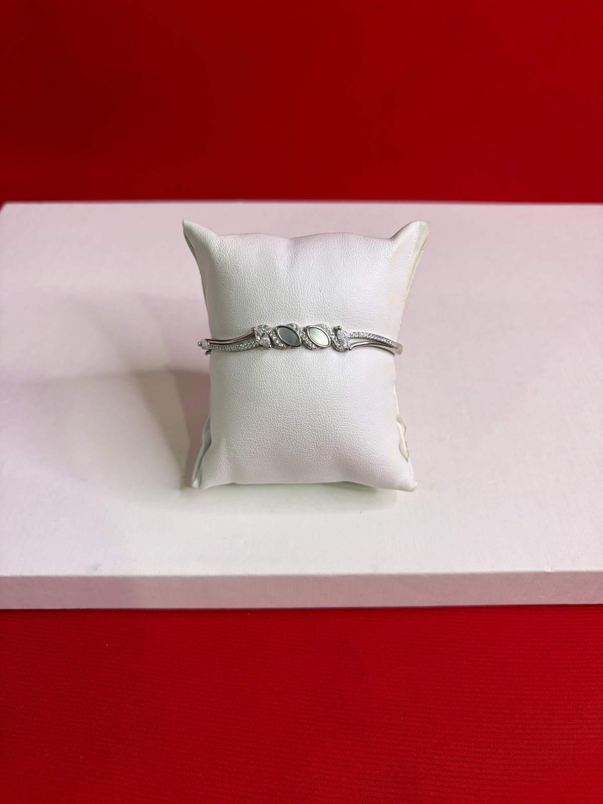 Women’s Pure Silver Bangle Bracelet (SB110)