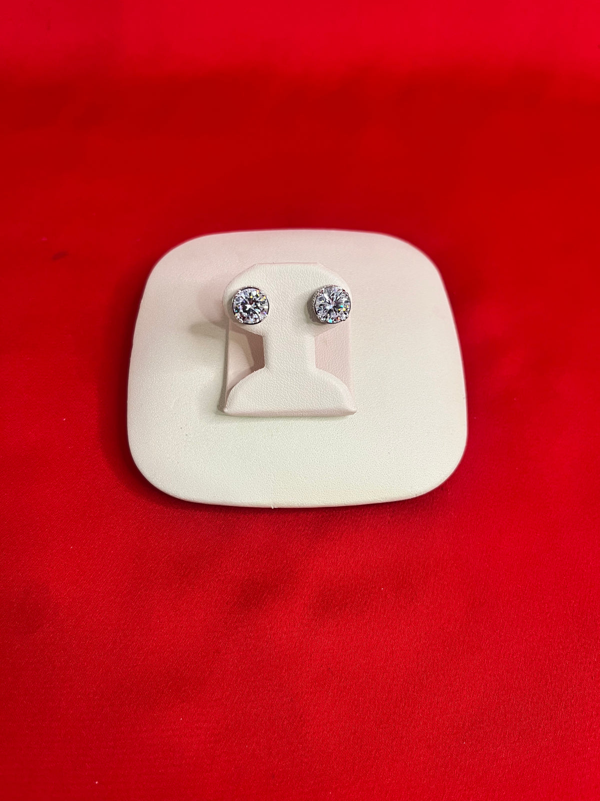 Pure Silver Stud Earrings (SE84)